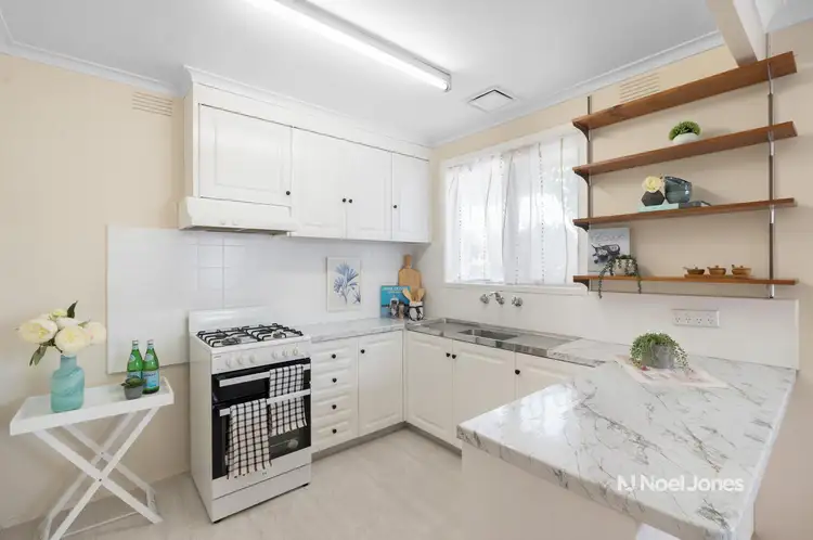 Fourth view of Homely unit listing, 2/2 Grevillea Court, Forest Hill VIC 3131