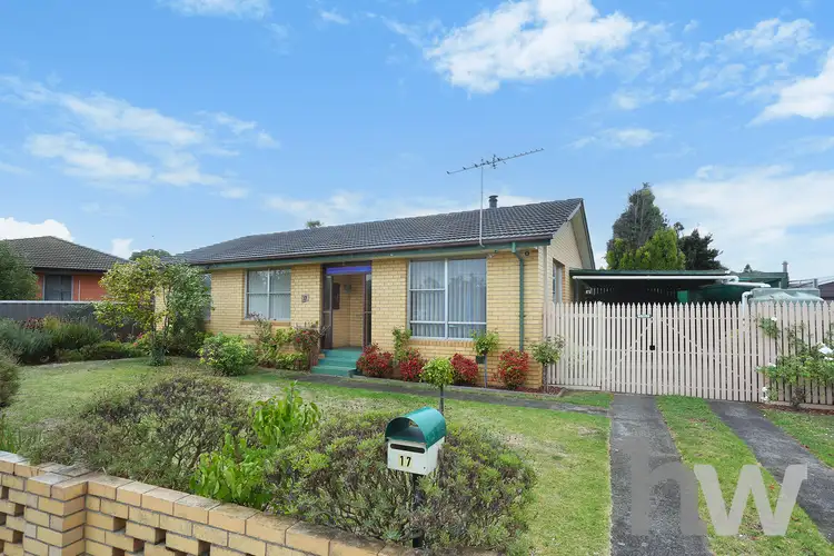 17 Bogong Street