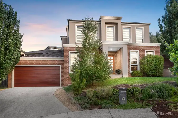 6 Mallard Close, Doncaster East VIC 3109