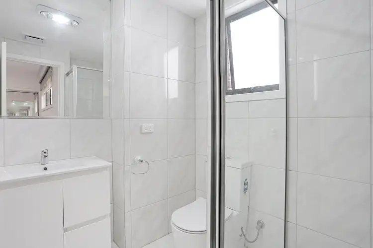 Sixth view of Homely unit listing, 2/18 Monahans Road, Cranbourne VIC 3977