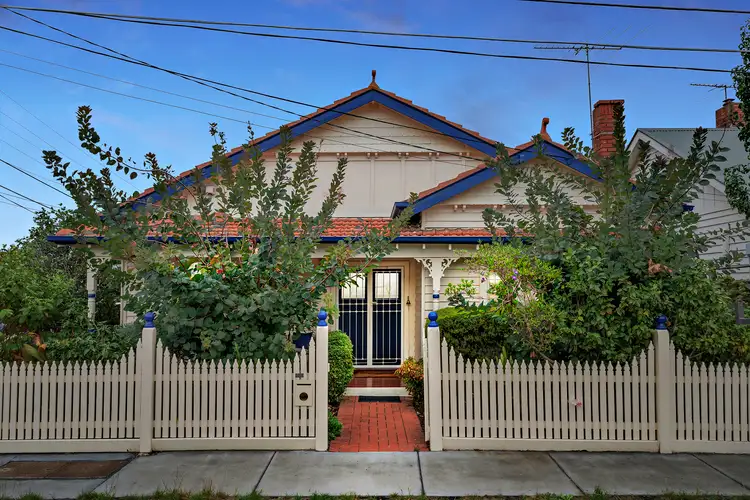 16 Dickens Street, Yarraville VIC 3013