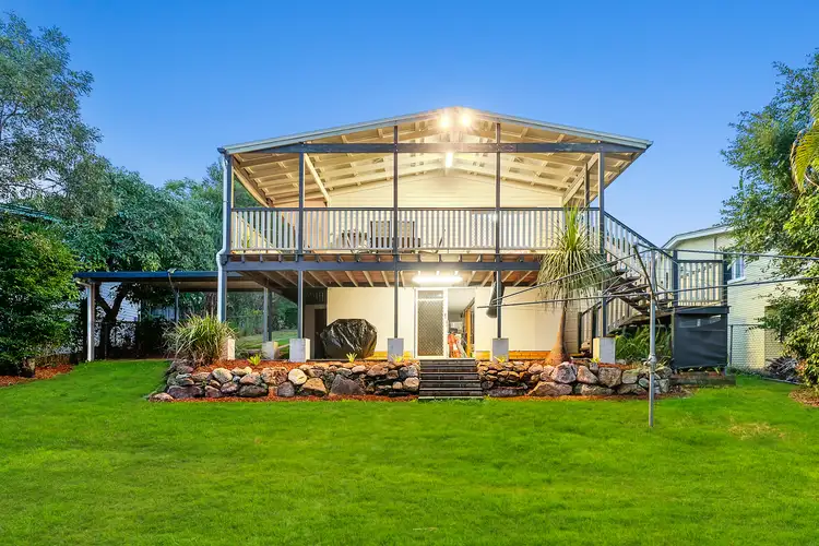 12 Woonara Drive, Petrie QLD 4502