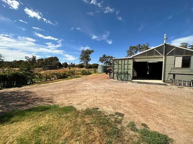 7 Marston Road, Cookernup WA 6219