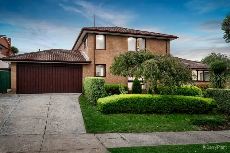 11 Lynnwood Parade, Templestowe Lower VIC 3107