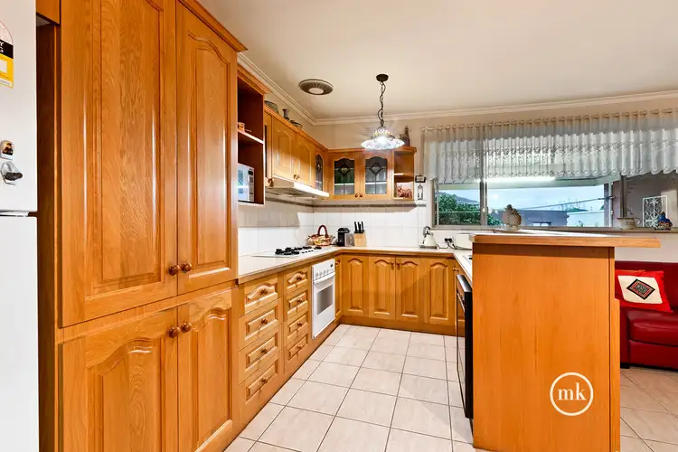 Fifth view of Homely house listing, 122 The Boulevard, Thomastown VIC 3074