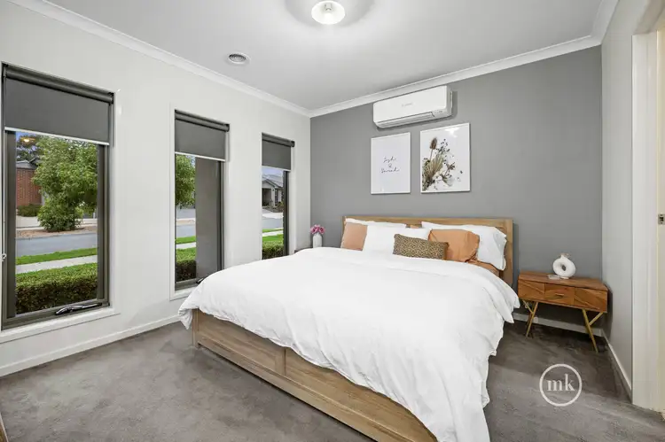Fifth view of Homely house listing, 18 Resolution Circuit, Doreen VIC 3754