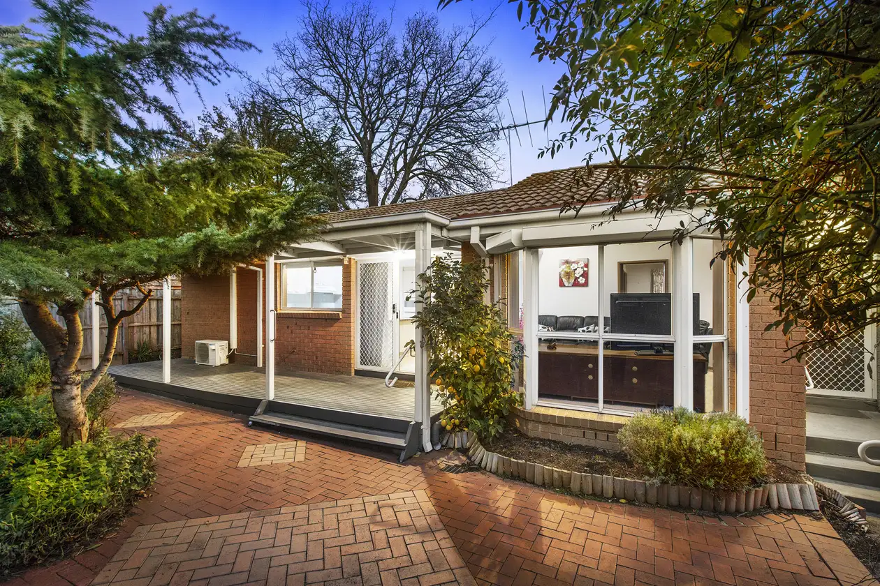 Main view of Homely unit listing, 2/332 Middleborough Road, Blackburn VIC 3130