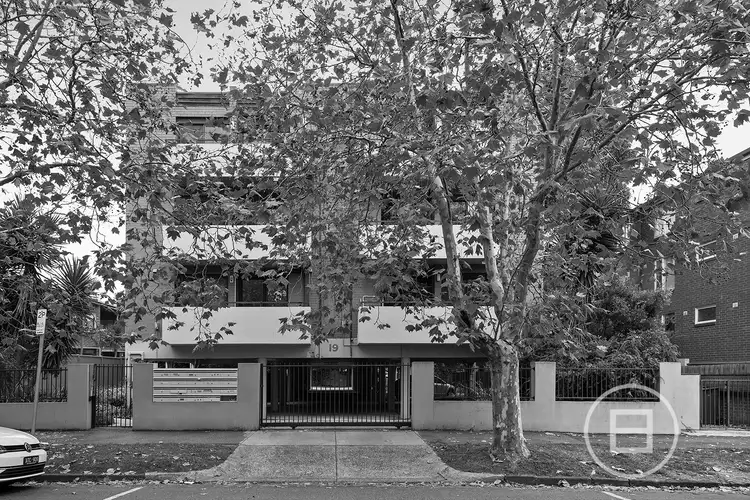 11/19 Redan Street, St Kilda VIC 3182