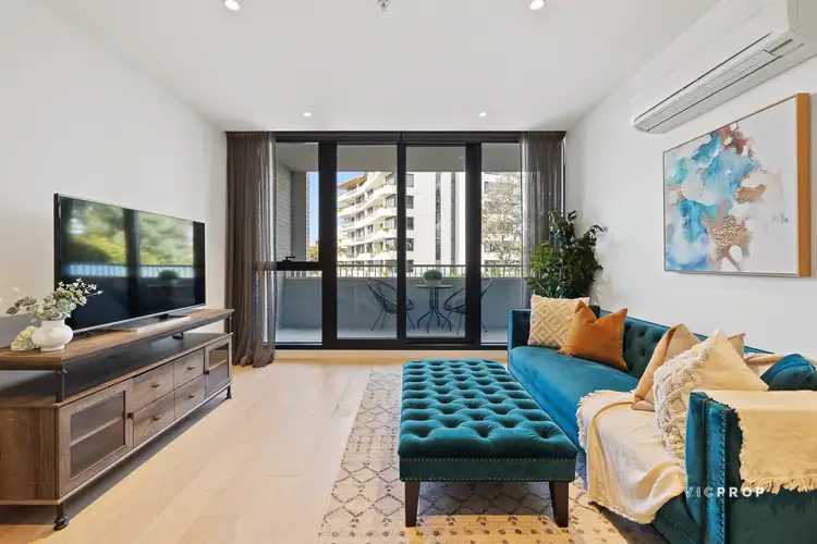 120/65 Stables Circuit, Doncaster VIC 3108