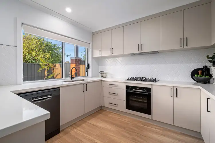 Fifth view of Homely townhouse listing, 3/288 Borella Road, East Albury NSW 2640