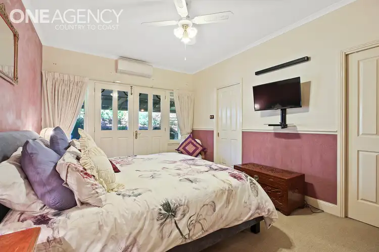 Fifth view of Homely house listing, 10 Buntine Drive, Warragul VIC 3820