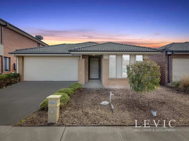 88 Grassbird Drive