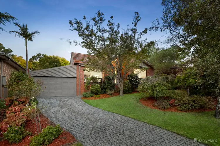 9 McCubbin Terrace, Doncaster East VIC 3109