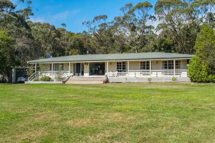 67 Shannon Court, Woodend VIC 3442
