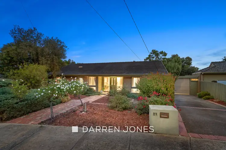 21 Kanowindra Crescent, Greensborough VIC 3088
