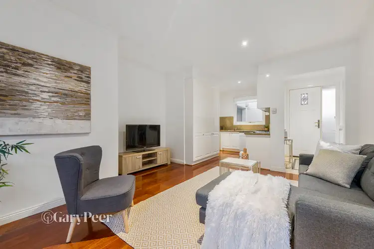 Sixth view of Homely villa listing, 2/48 Neerim Road, Caulfield VIC 3162