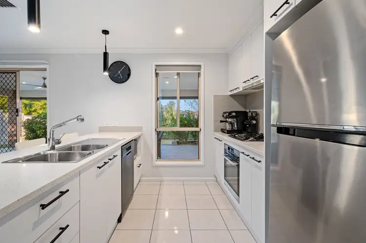 Fifth view of Homely house listing, 17 Scott Place, Thurgoona NSW 2640