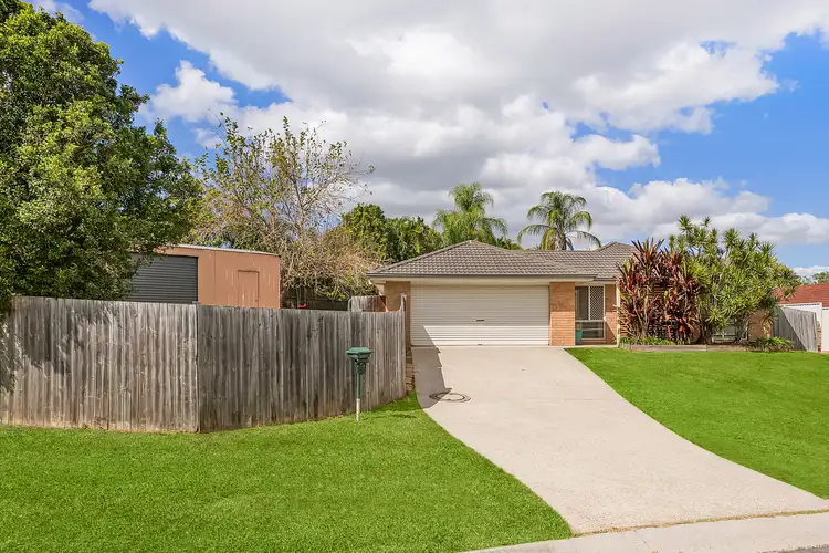 4 Markwell Court, Petrie QLD 4502