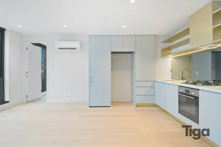 Third view of Homely apartment listing, 3006/318 Queen Street, Melbourne VIC 3000