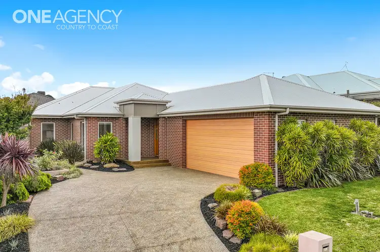 Second view of Homely house listing, 11 Tenterfield Avenue, Warragul VIC 3820