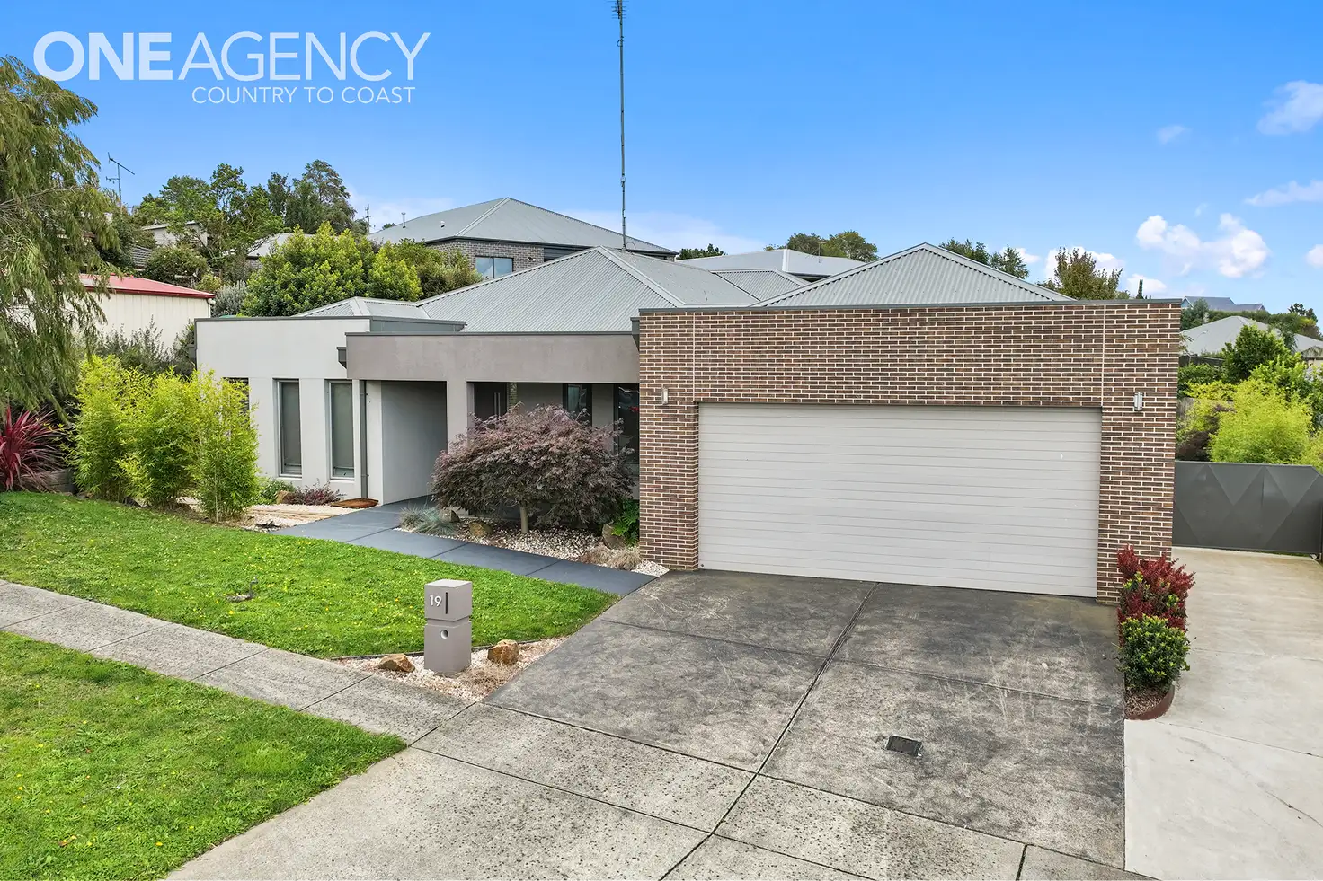 Main view of Homely house listing, 19 Cromie Drive, Warragul VIC 3820