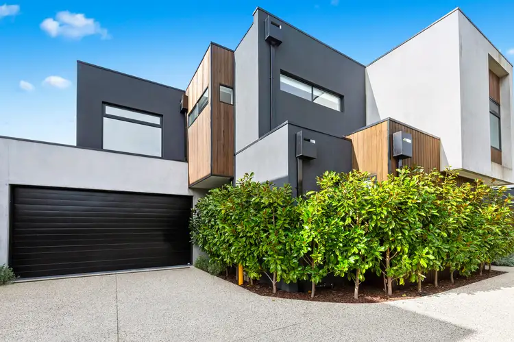 Main view of Homely house listing, 2/33 MacDonald Grove, Mornington VIC 3931