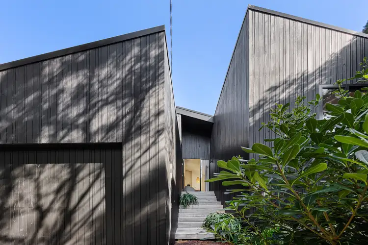 25 Lansdowne Street, Blairgowrie VIC 3942