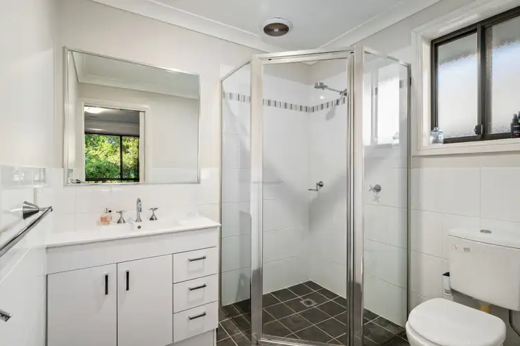 Sixth view of Homely house listing, 5 Honeyeater Circuit, Thurgoona NSW 2640