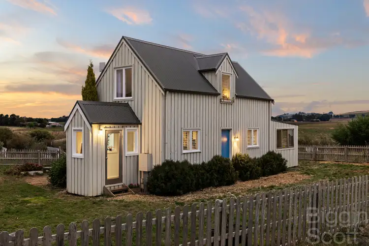 31 Shea Road, Newlyn North VIC 3364