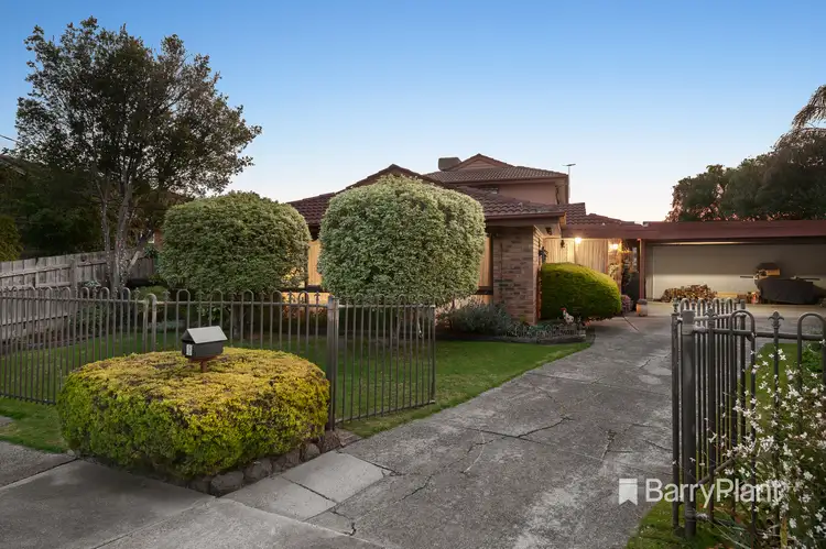 6 Casco Place, Dingley Village VIC 3172