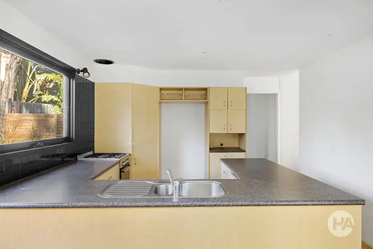 Sixth view of Homely house listing, 7 Raphael Crescent, Frankston VIC 3199