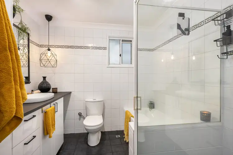 Fourth view of Homely house listing, 22 Mangariva Avenue, Lethbridge Park NSW 2770