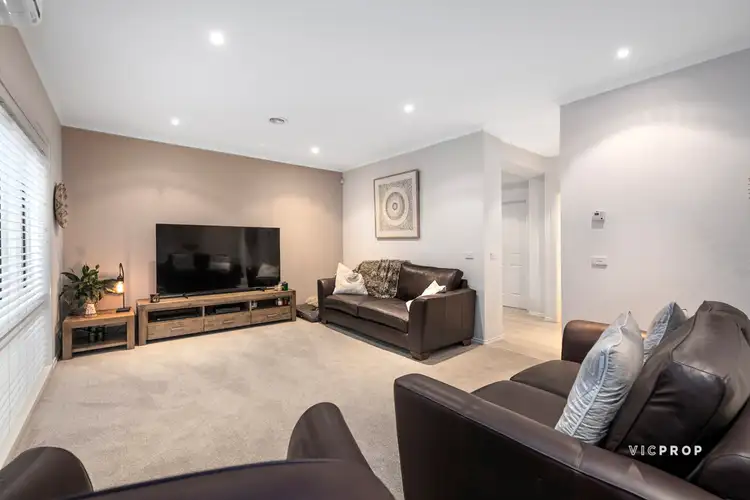 Sixth view of Homely house listing, 8 The Esplanade, Sanctuary Lakes VIC 3030