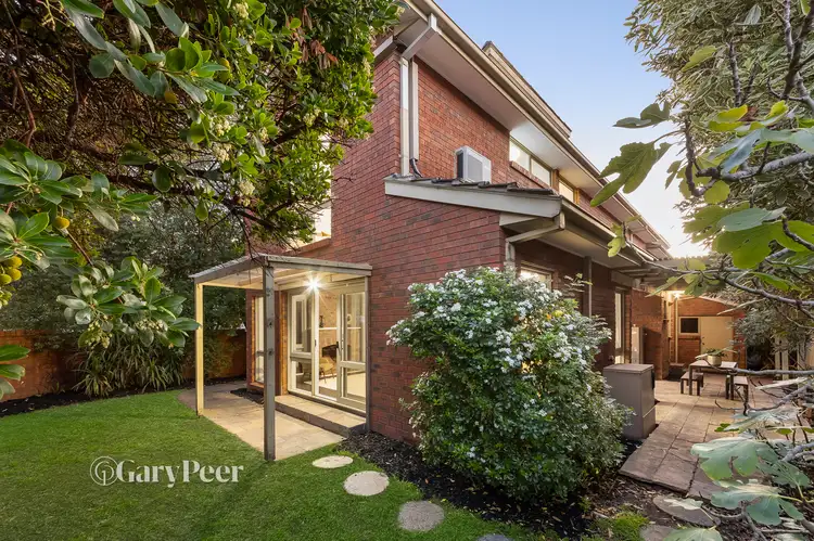 63 Lansdowne Road, St Kilda East VIC 3183
