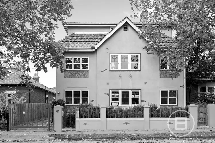 2/61 Blessington Street, St Kilda VIC 3182