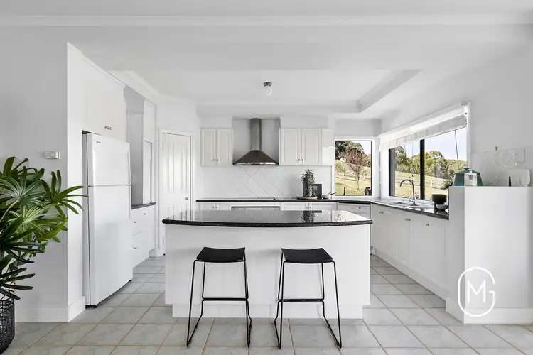 Second view of Homely house listing, 10 Lookout Rise, Hidden Valley VIC 3756