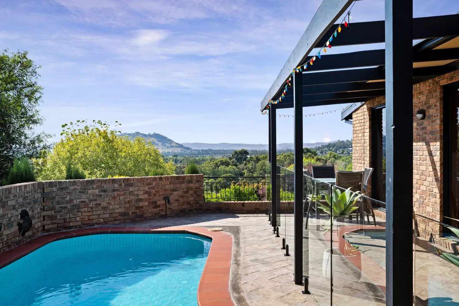 Main view of Homely house listing, 2 Powell Court, Wodonga VIC 3690