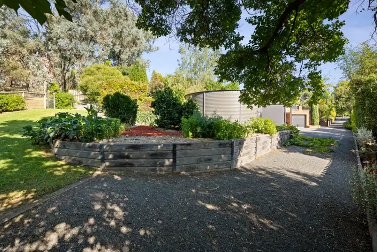 Fifth view of Homely house listing, 2 Powell Court, Wodonga VIC 3690