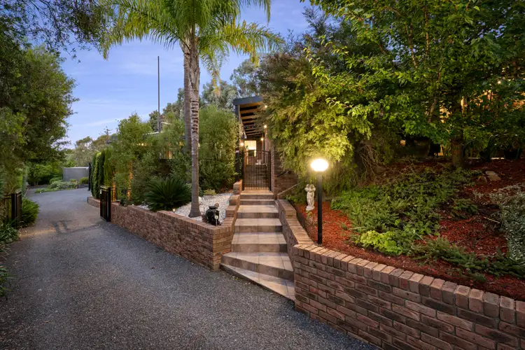 Sixth view of Homely house listing, 2 Powell Court, Wodonga VIC 3690