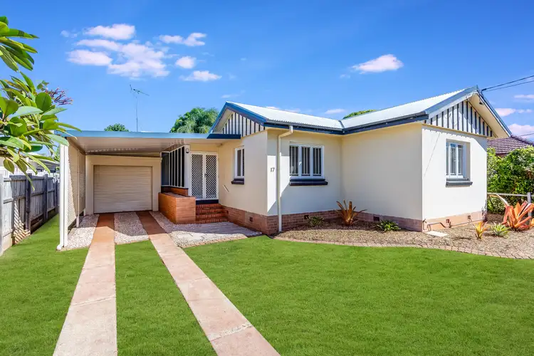 17 Herbert Street, Scarborough QLD 4020