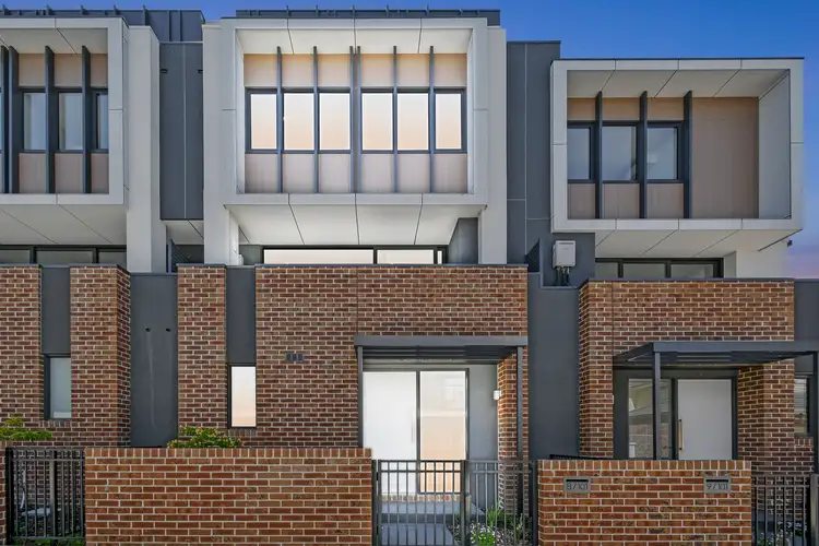 8/101 Carrington Road, Box Hill VIC 3128