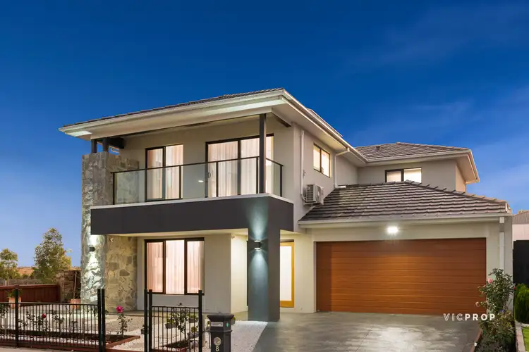 8 Stem Close, Mambourin VIC 3024