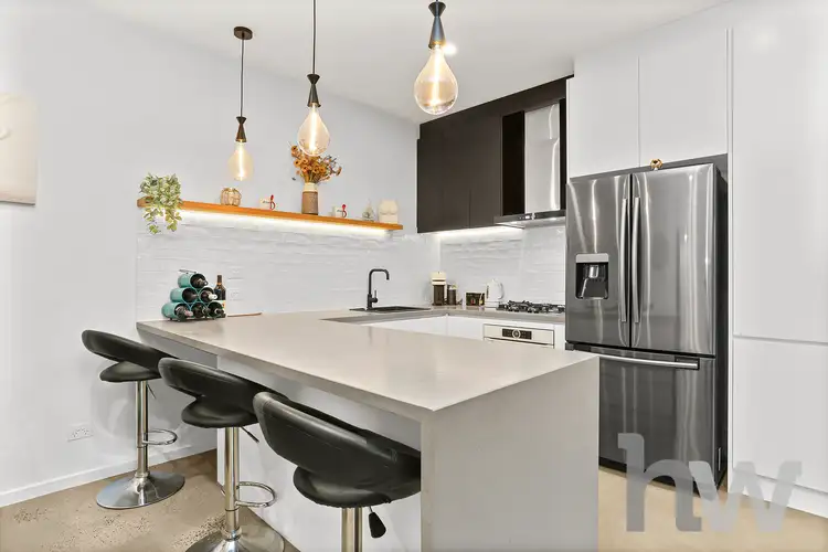 2/23 Glover Street, Newcomb VIC 3219