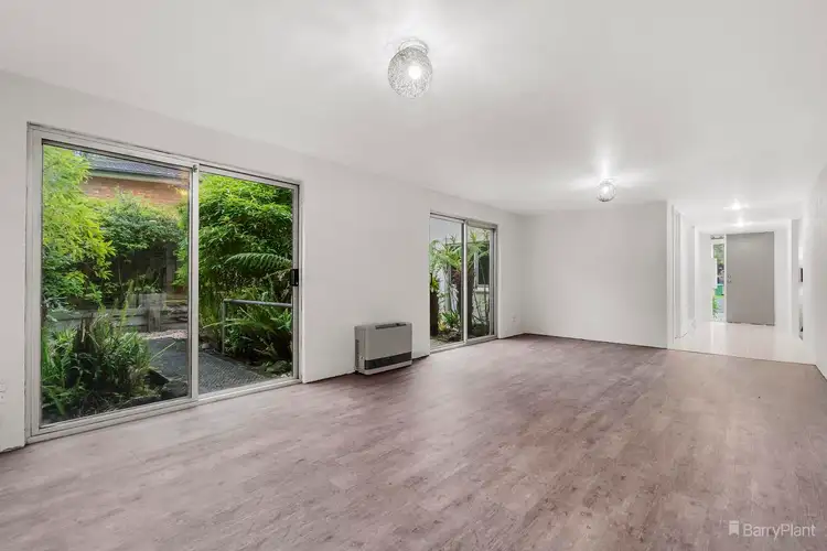 Sixth view of Homely house listing, 7 Chivers Court, Warranwood VIC 3134