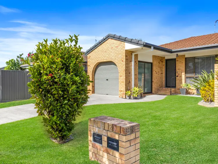 Second view of Homely house listing, 1/16 Wagtail Court, Burleigh Waters QLD 4220