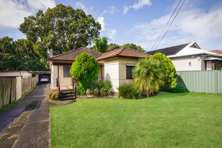 14 Chamberlain Avenue, Caringbah NSW 2229