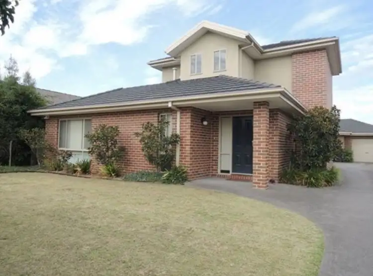 Main view of Homely townhouse listing, 1/20 Palm Beach Crescent, Mount Waverley VIC 3149
