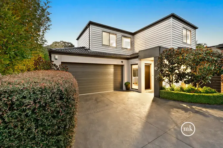 2/11 Adeline Street, Greensborough VIC 3088