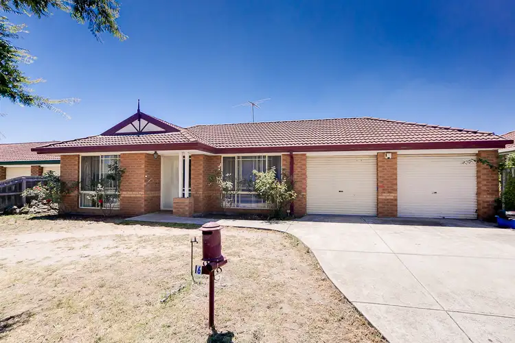 6 Macleod Way, Lynbrook VIC 3975
