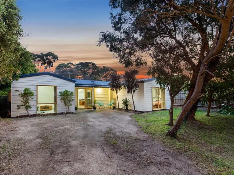 21 Fern Grove, Rye VIC 3941